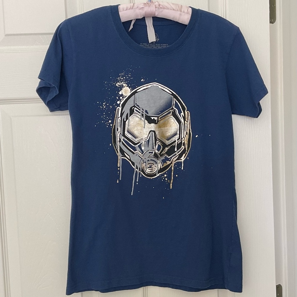 Disney Store Blue & Gold Ant Man & The Wasp Graphic Tee T Shirt M